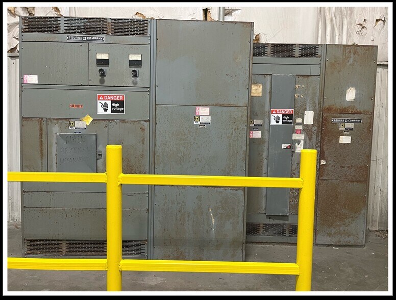More Photos Of 208 Industrial Blvd, Tullahoma Warehouse For Sale