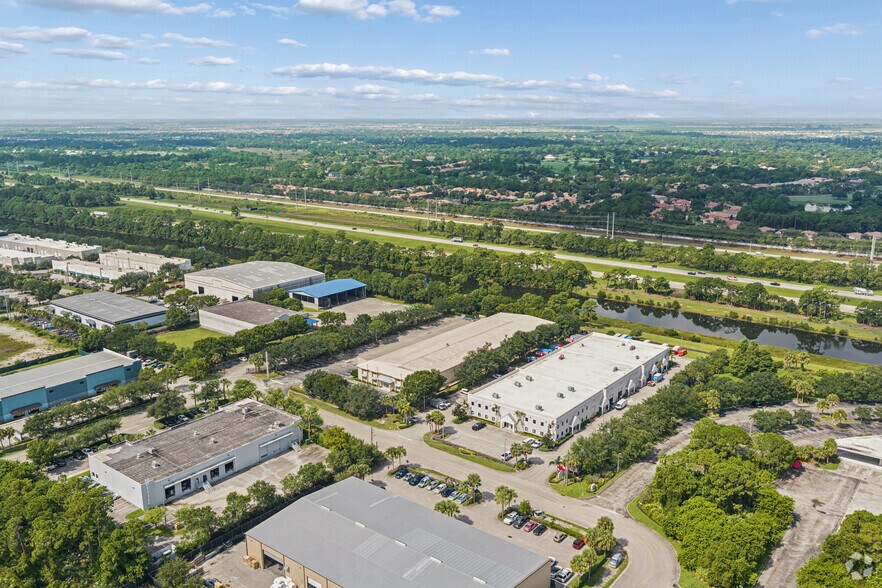 More Photos Of 740 NW Enterprise Dr, Port Saint Lucie Manufacturing For Lease