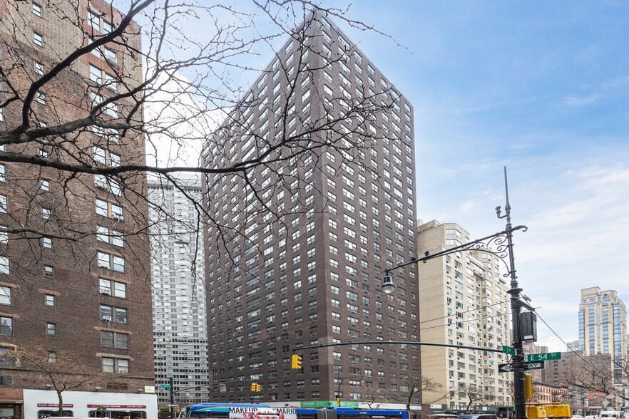 More Photos Of 400 E 54th St, New York Apartments For Sale