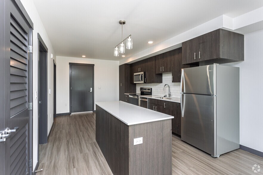 More Photos Of 1505 SW 107th St, Seattle Apartments For Lease