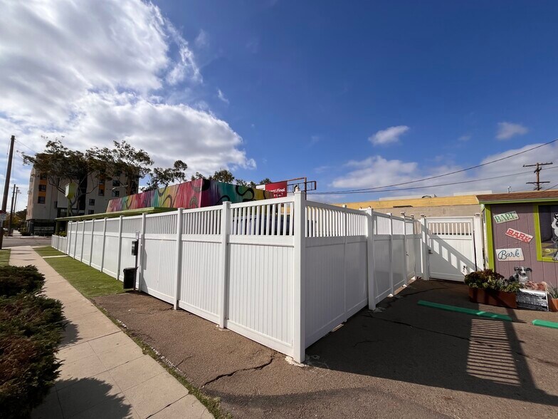More Photos Of 2144 El Cajon Blvd, San Diego Veterinarian Kennel For Sale