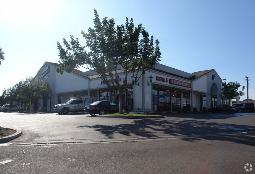 More Photos Of 750 13th St, Imperial Beach General Retail For Lease