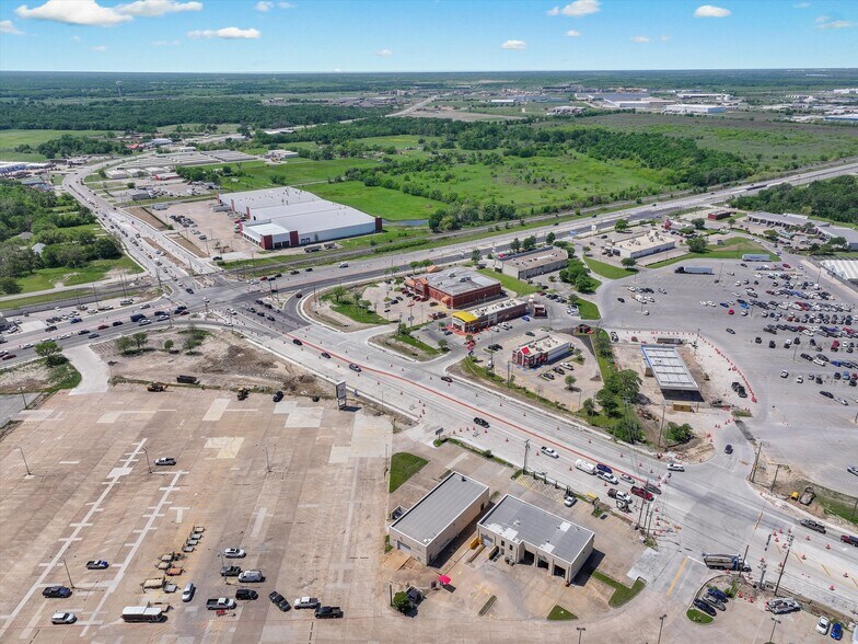 More Photos Of 94 State Highway 205, Terrell General Retail For Sale