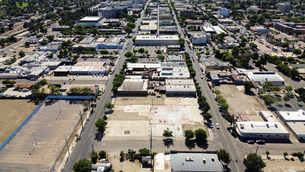 More Photos Of 615 E Main St, Visalia Land For Sale