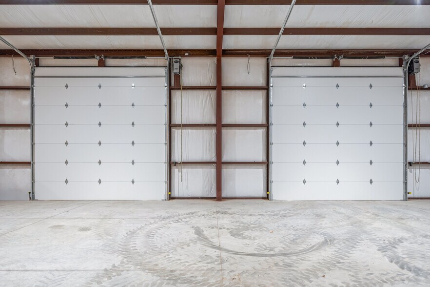 More Photos Of 6322 F M 2641, Shallowater Industrial For Lease