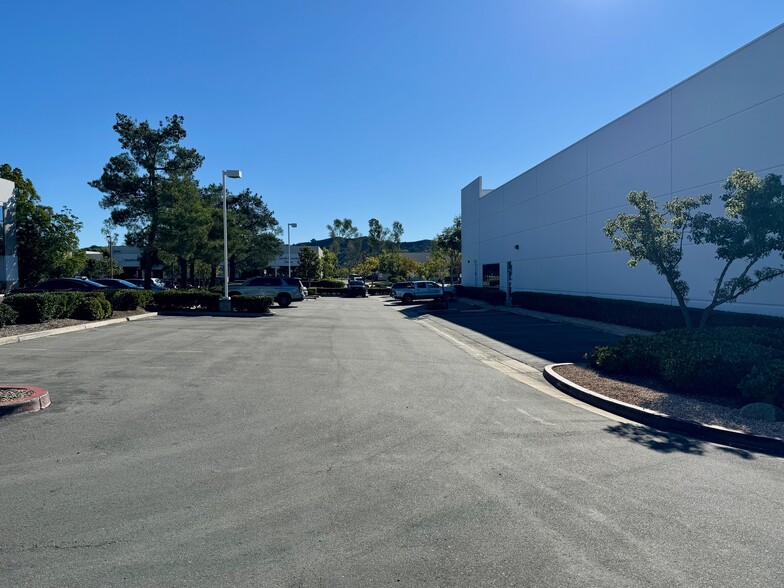More Photos Of 23141 Arroyo Vista, Rancho Santa Margarita Warehouse For Lease