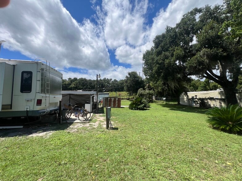 More Photos Of 10212 County Road 44, Leesburg Manufactured Housing Mobile Home Park For Sale