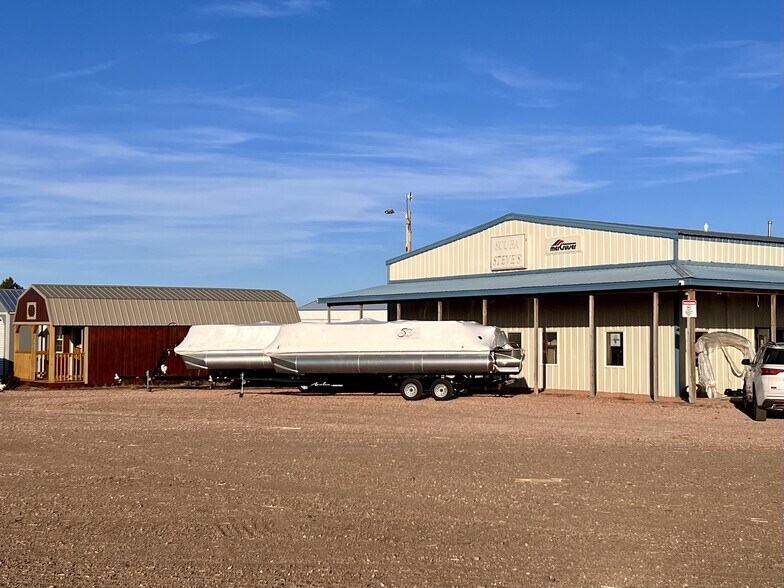More Photos Of 475 Road East 130, Ogallala Warehouse For Sale