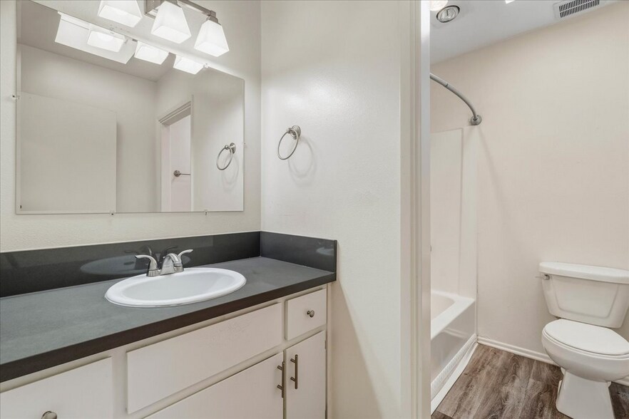 More Photos Of 3380 Bullock Ln, San Luis Obispo Apartments For Sale