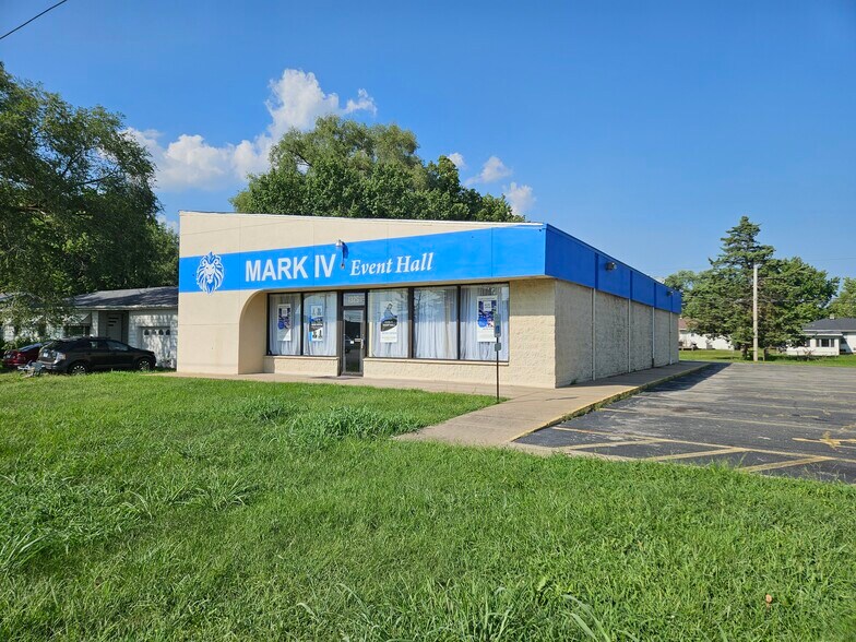 More Photos Of 1325 Camp Jackson Rd, Cahokia Freestanding For Sale