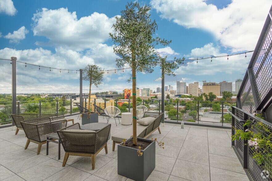 More Photos Of 1827 J St, Sacramento Apartments For Lease