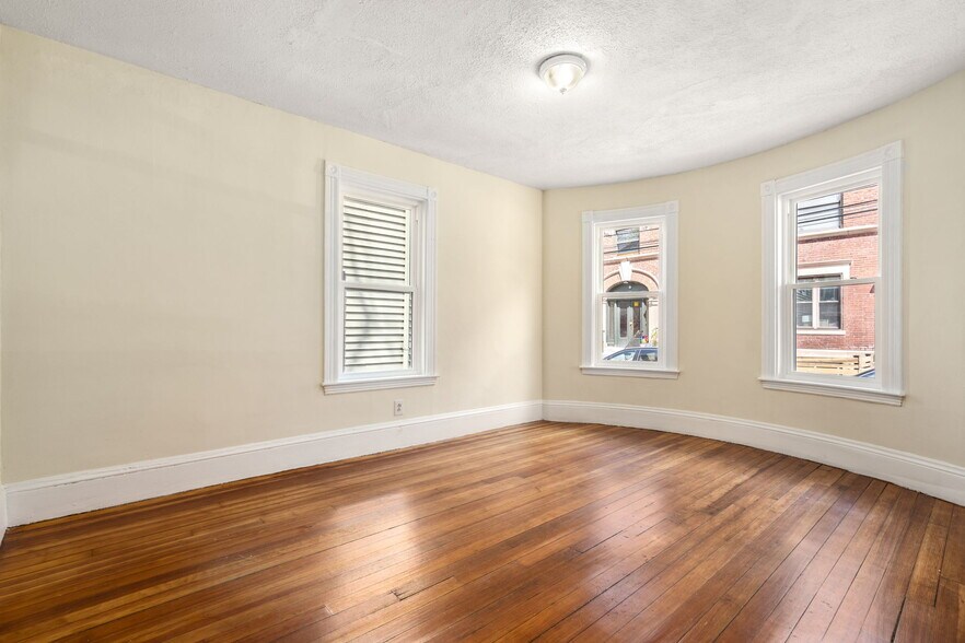 More Photos Of 10 Royal St, Boston Multifamily For Sale