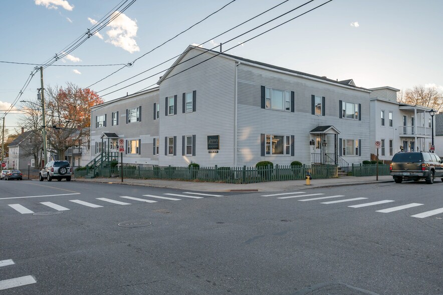 Primary Photo Of 395 Lake Ave, Manchester Apartments For Sale