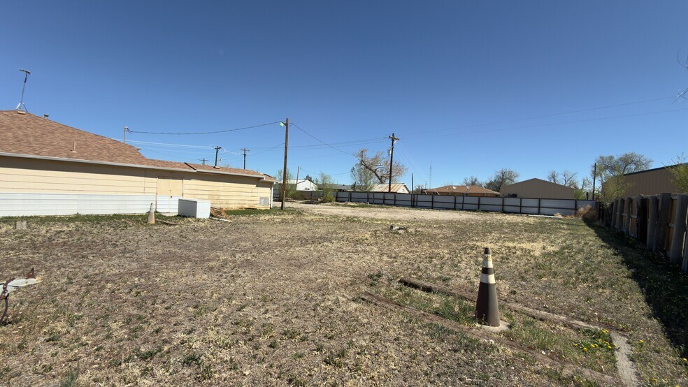 More Photos Of 664 2nd Ave, Deer Trail Office For Sale