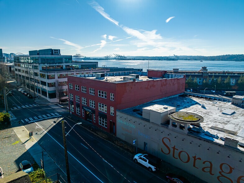 More Photos Of 2501 Elliott Ave, Seattle Self Storage For Sale