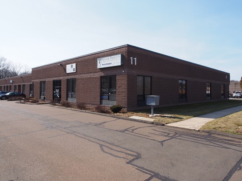 11 Business Park Dr, Branford, CT 06405 Industrial For Lease