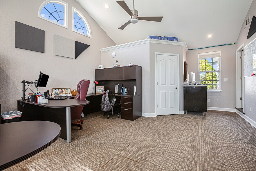 More Photos Of 183 Scott Rd, Canton Office Residential For Sale