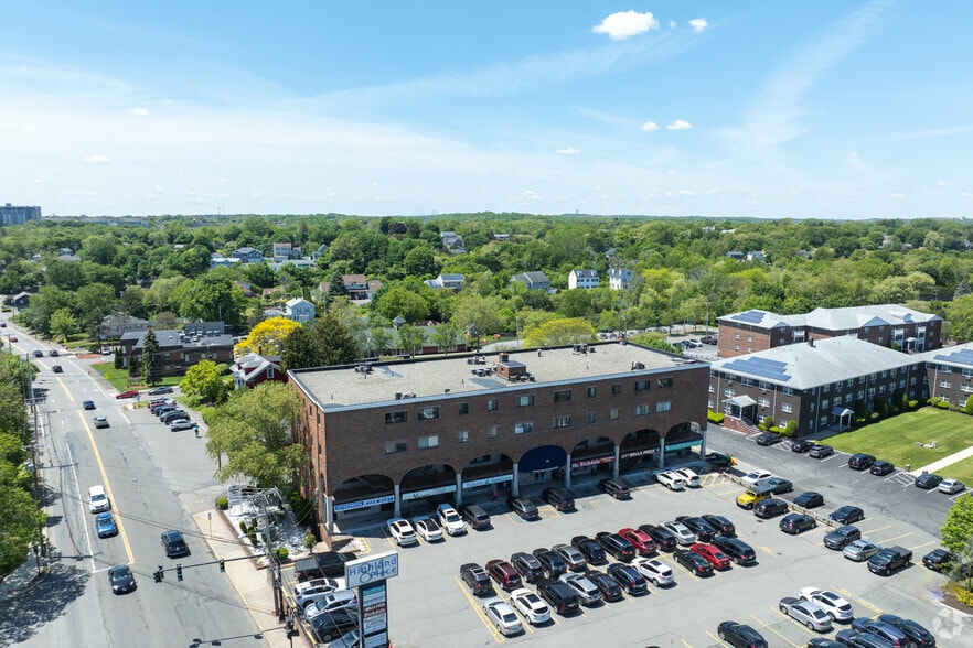 More Photos Of 84 Highland Ave, Salem Medical For Lease