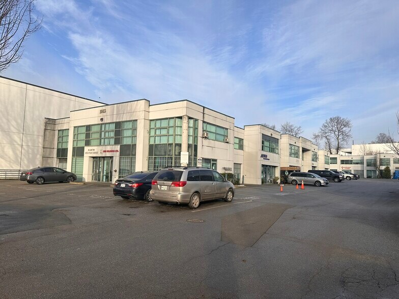 More Photos Of 1083 Kent Ave NE, Vancouver Light Manufacturing For Sale