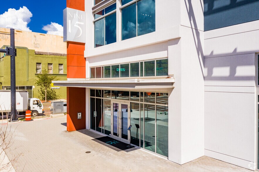 More Photos Of 915 N Franklin St, Tampa Apartments For Lease