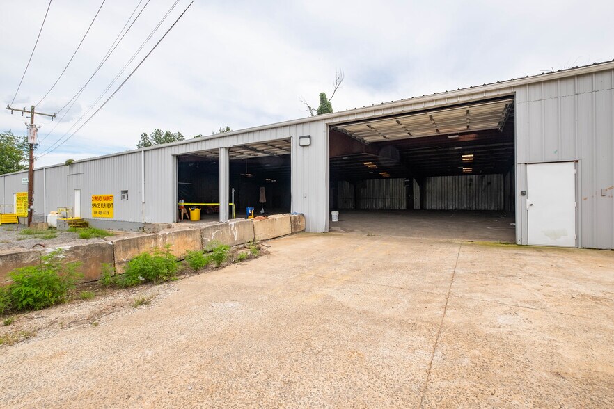More Photos Of 5308 NC Hwy 21, Jonesville Warehouse For Sale