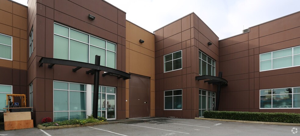 More Photos Of 23000 Fraserwood Way, Richmond Showroom For Lease