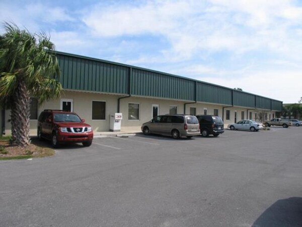 More Photos Of 7997 Mercantile St, North Fort Myers Warehouse For Sale