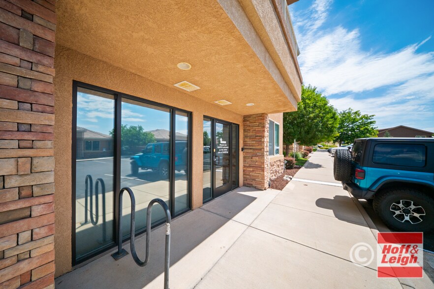 More Photos Of 13560 Northgate Estates Dr, Colorado Springs Office For Sale