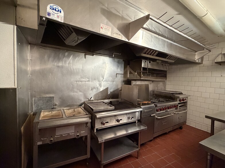 More Photos Of 3129 W Sunset Blvd, Los Angeles Apartments For Lease