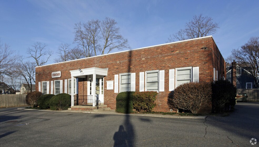More Photos Of 1023 Pulaski Rd, East Northport Office For Sale
