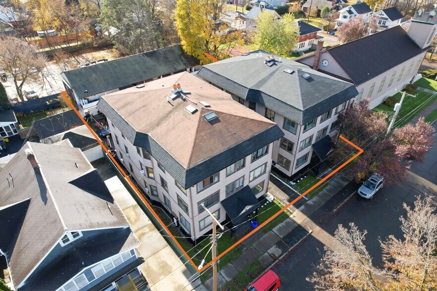 More Photos Of 1608 Tracy St, Endicott Multifamily For Sale