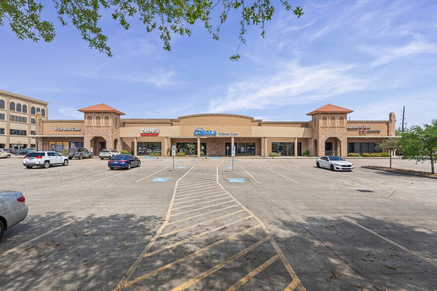 More Photos Of 9223 Broadway St, Pearland Storefront Retail Office For Sale