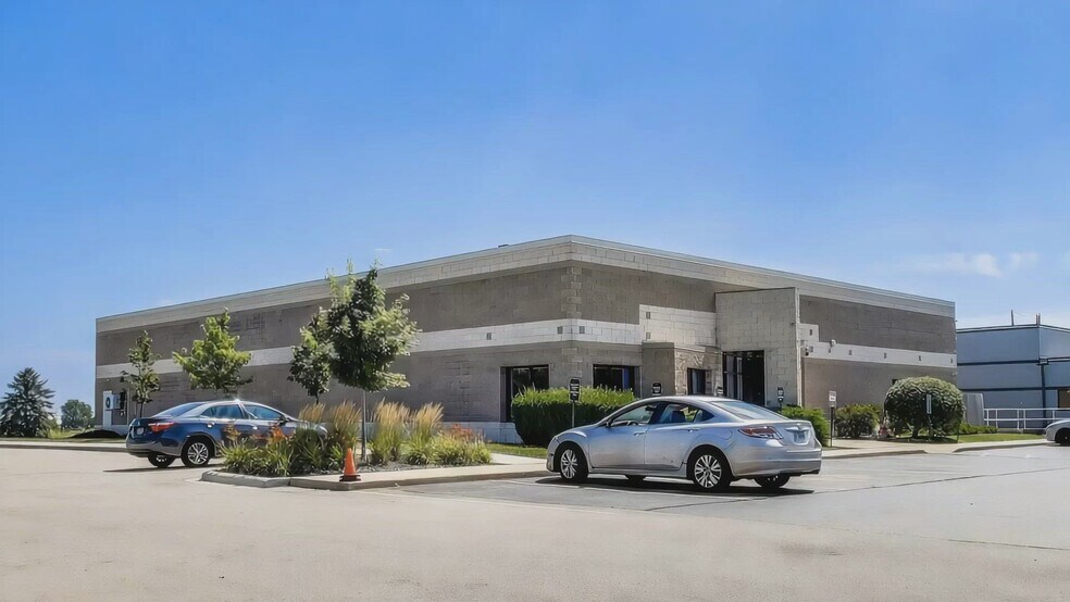 Primary Photo Of 5511 95th Ave, Kenosha Warehouse For Sale