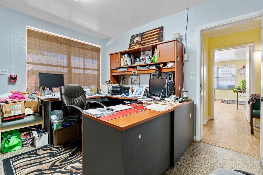 More Photos Of 1131 Us-27 S, Sebring Storefront Retail Office For Sale