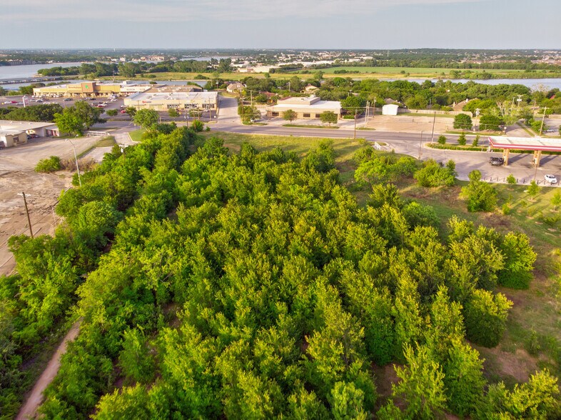 More Photos Of 1418 S Morgan St, Granbury Land For Sale