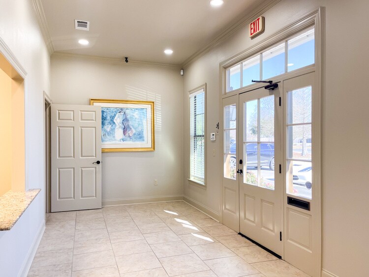 More Photos Of 16851 Jefferson Hwy, Baton Rouge Office For Lease