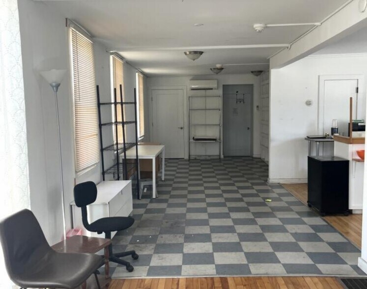 More Photos Of , Ithaca Unknown For Sale