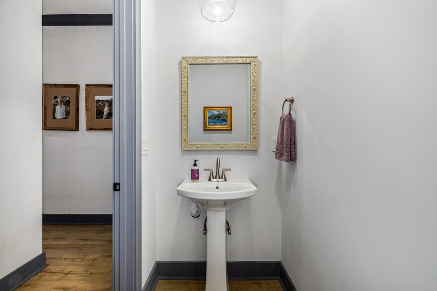 More Photos Of 6012 Long Branch Rd, Jacksonville Horse Stables For Sale