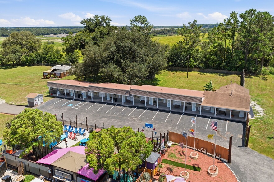 More Photos Of 8744 Gall Blvd, Zephyrhills Hotel For Sale