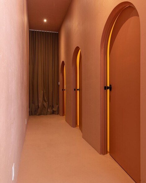 More Photos Of 8560 W 3rd St, Los Angeles Storefront Retail Office For Lease