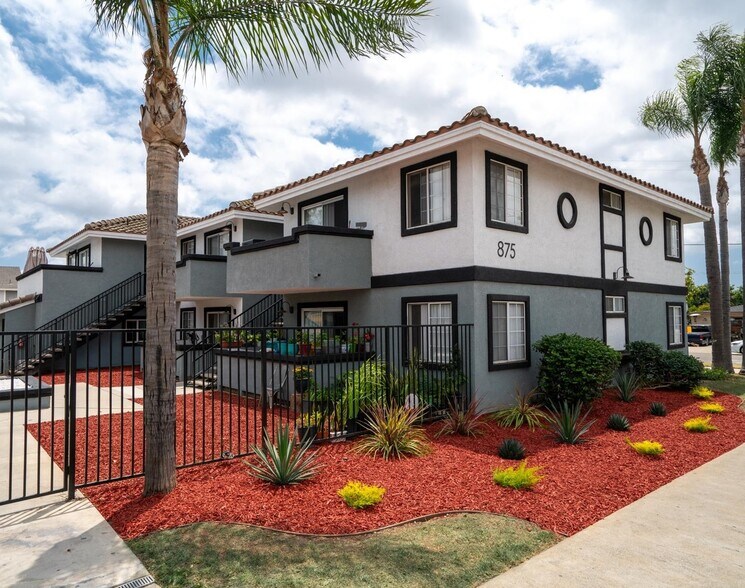 More Photos Of 875 N Olive St, Orange Apartments For Sale