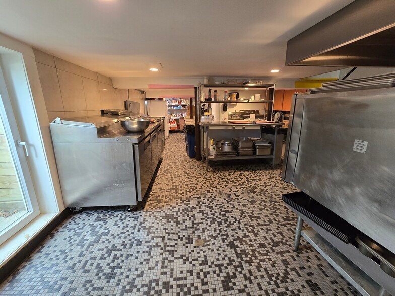 More Photos Of 224 Sparta Ave, Sparta Restaurant For Sale