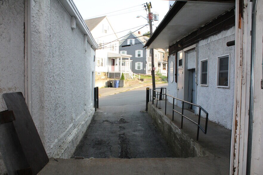 1618 Proctor St, Salem, MA 01970 Industrial For Lease