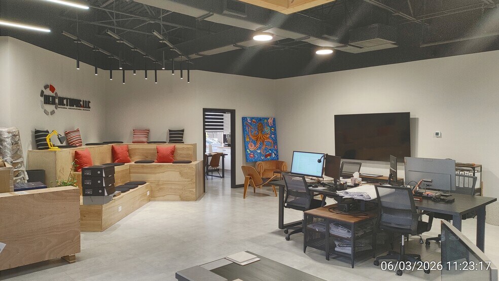 More Photos Of 1555 N Park Dr, Weston Office For Lease