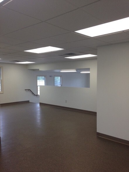 More Photos Of 12 E Mount Pleasant Ave, Livingston Storefront Retail Office For Lease