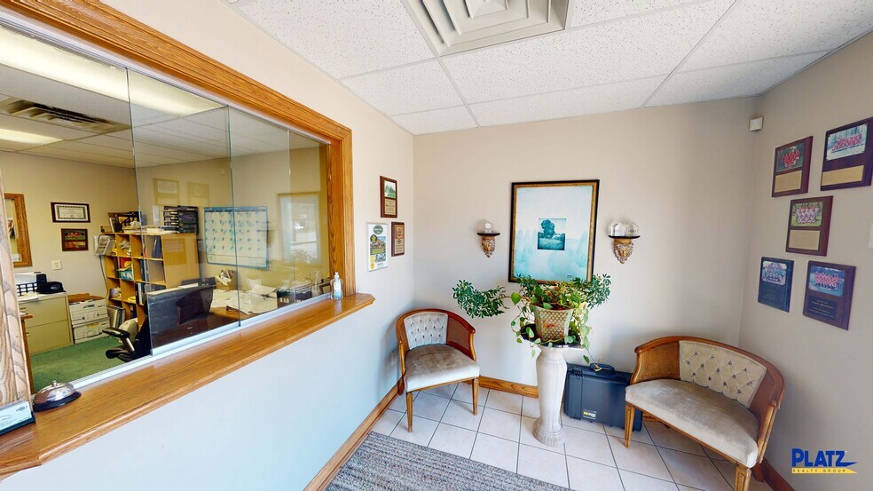 More Photos Of 1616 E Liberty St, Girard General Retail For Sale