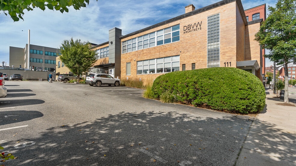 More Photos Of 111 Chestnut St, Providence Office For Lease