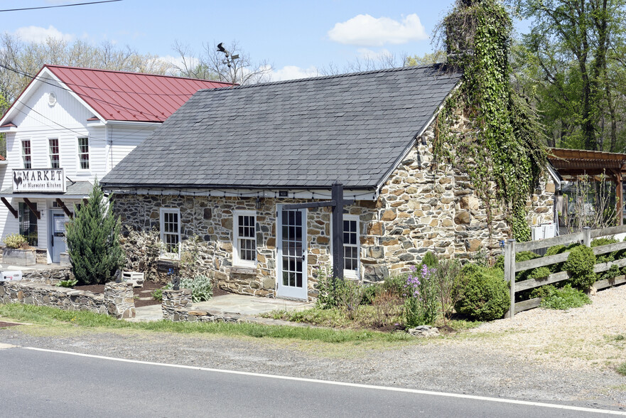 Primary Photo Of 9030 John S Mosby Hwy, Upperville Storefront Retail Office For Lease