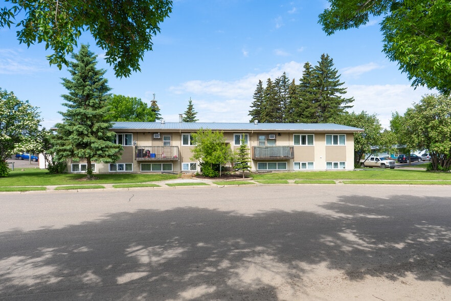 Primary Photo Of 4504 56A Av, Lloydminster Apartments For Sale