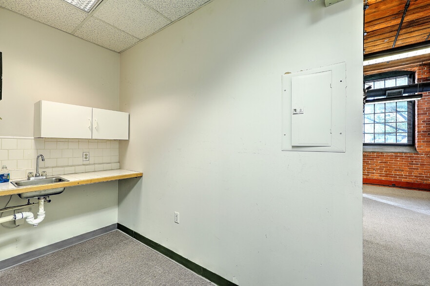 More Photos Of 14-18 Imperial Pl, Providence Loft Creative Space For Sale